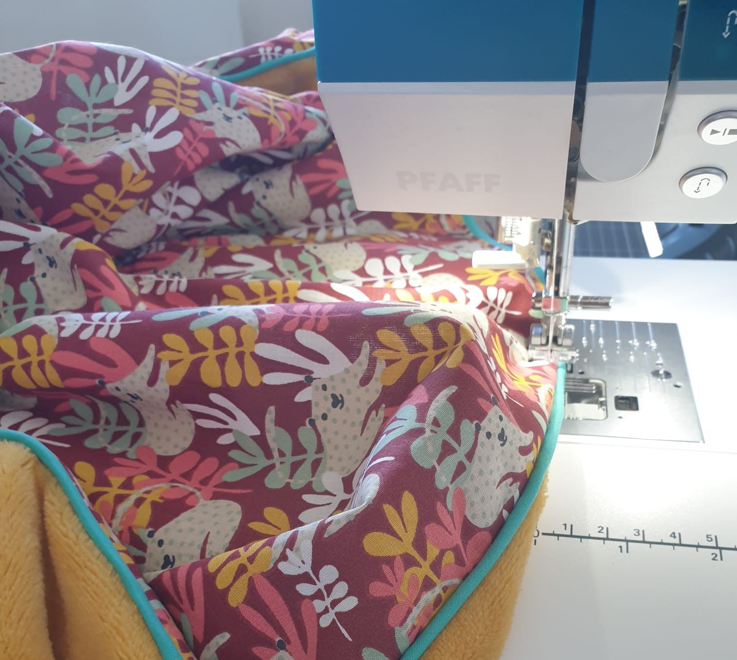 Panier d'articles personnalisés pour enfant en cours – modèle Tata Créa